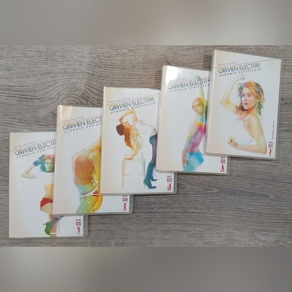 Carmen Electra Aerobic Striptease DVD Set - Picture 2 of 2
